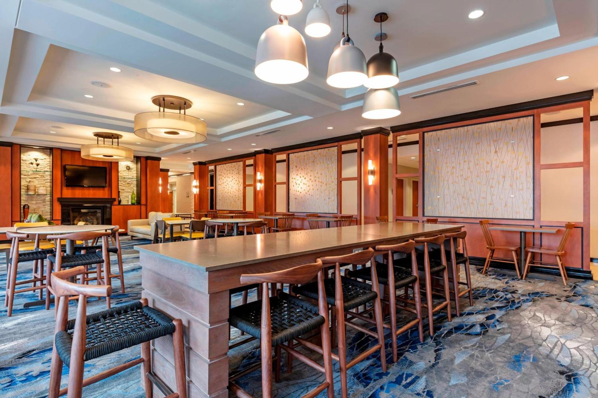 Fairfield Inn & Suites Колумбус Екстер'єр фото