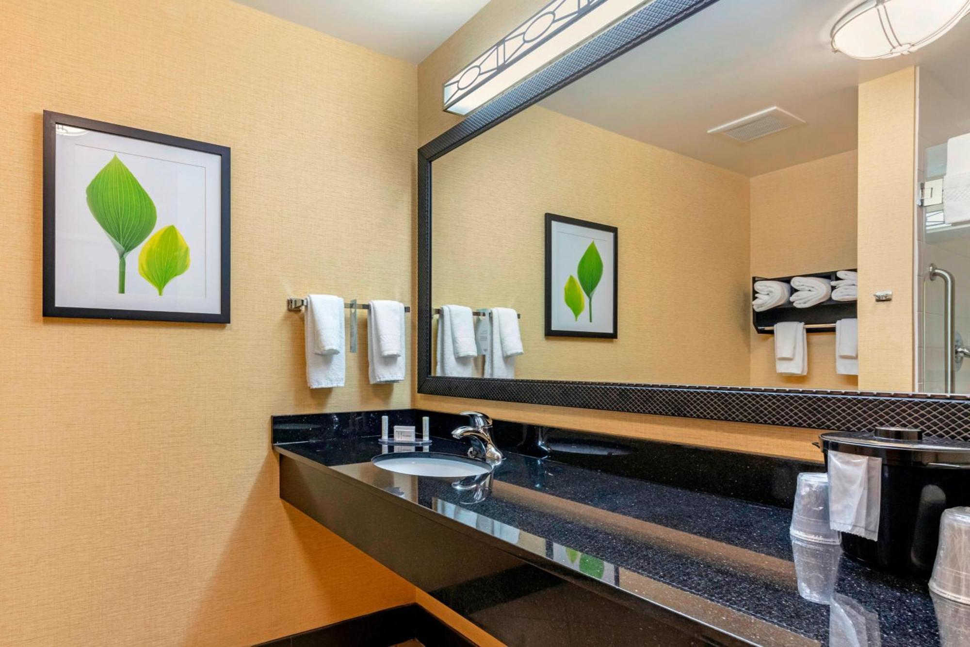 Fairfield Inn & Suites Колумбус Екстер'єр фото